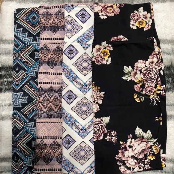 Charlotte Russe Dresses & Skirts - 🌸3 for $25🌸 Charlotte Russe skirt bundle